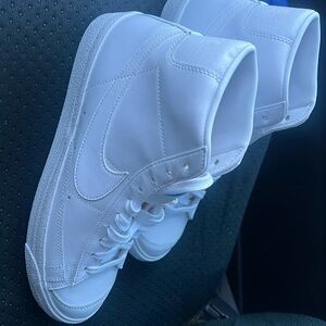 NIKE blazers
